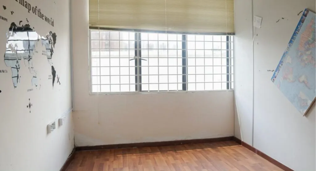 Taipan shop for rent