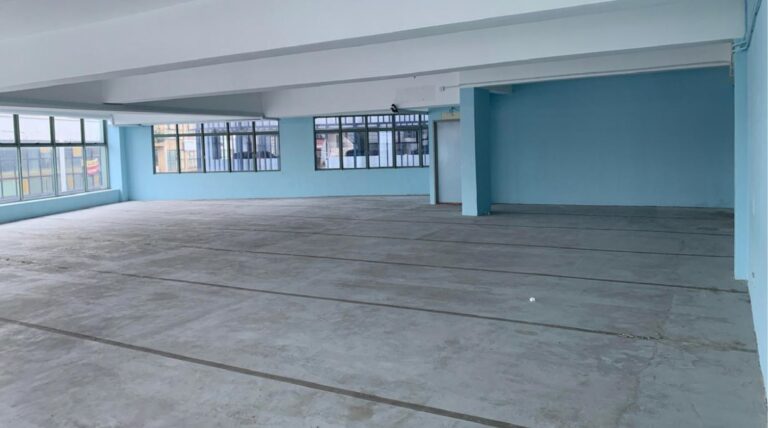 Taipan shop for rent