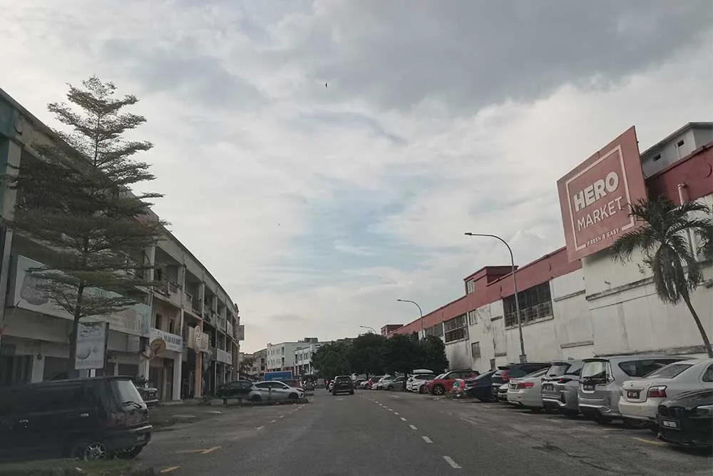 Kota Kemuning shop