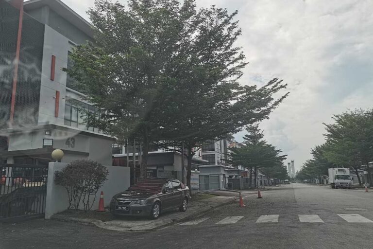 Sekitar 26 factory for rent