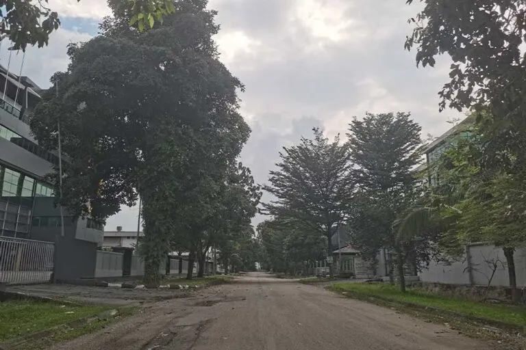 Bukit Kemuning factory for sale