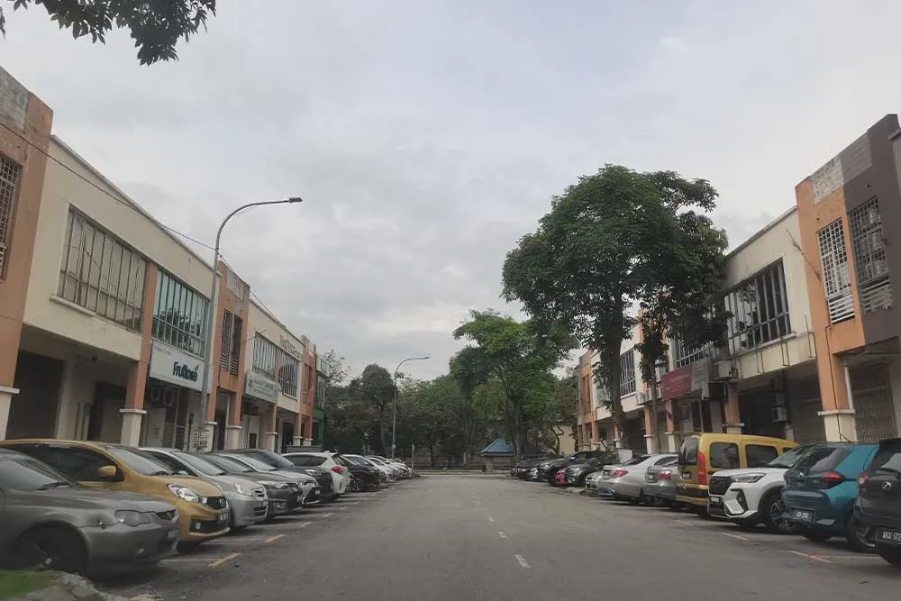 Jalan Biola kota kemuning