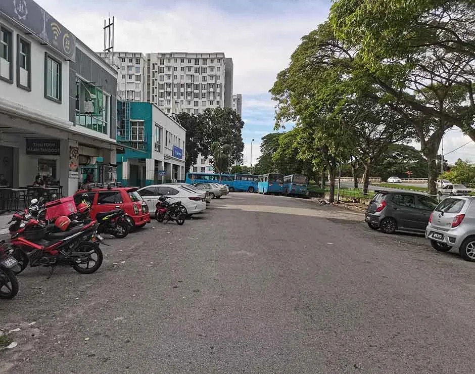 2-storey corner shop lot for rent in Bandar Bukit Tinggi 2